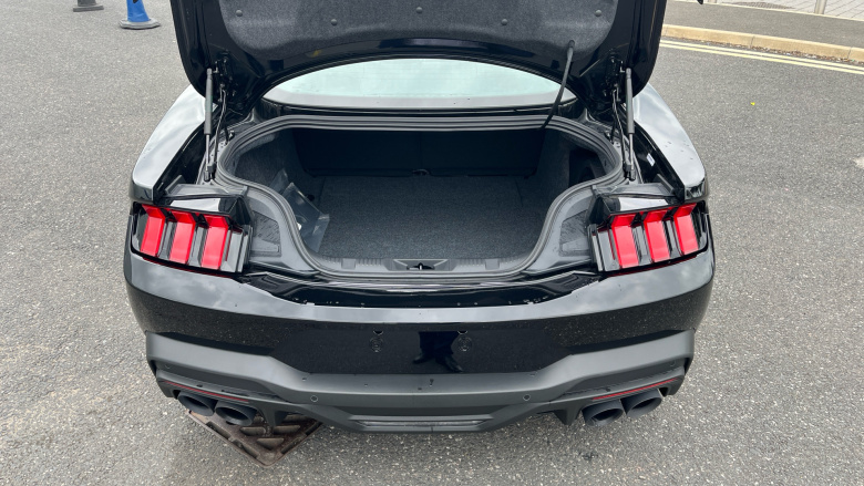 Ford Mustang 5.0 V8 Dark Horse 2dr Petrol Coupe